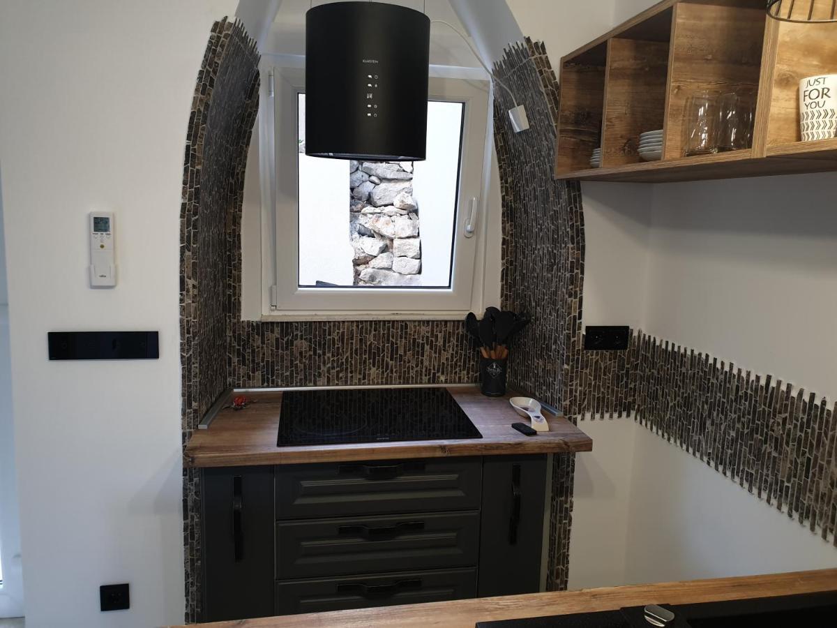 Appartement Castel à Mali Lošinj Extérieur photo