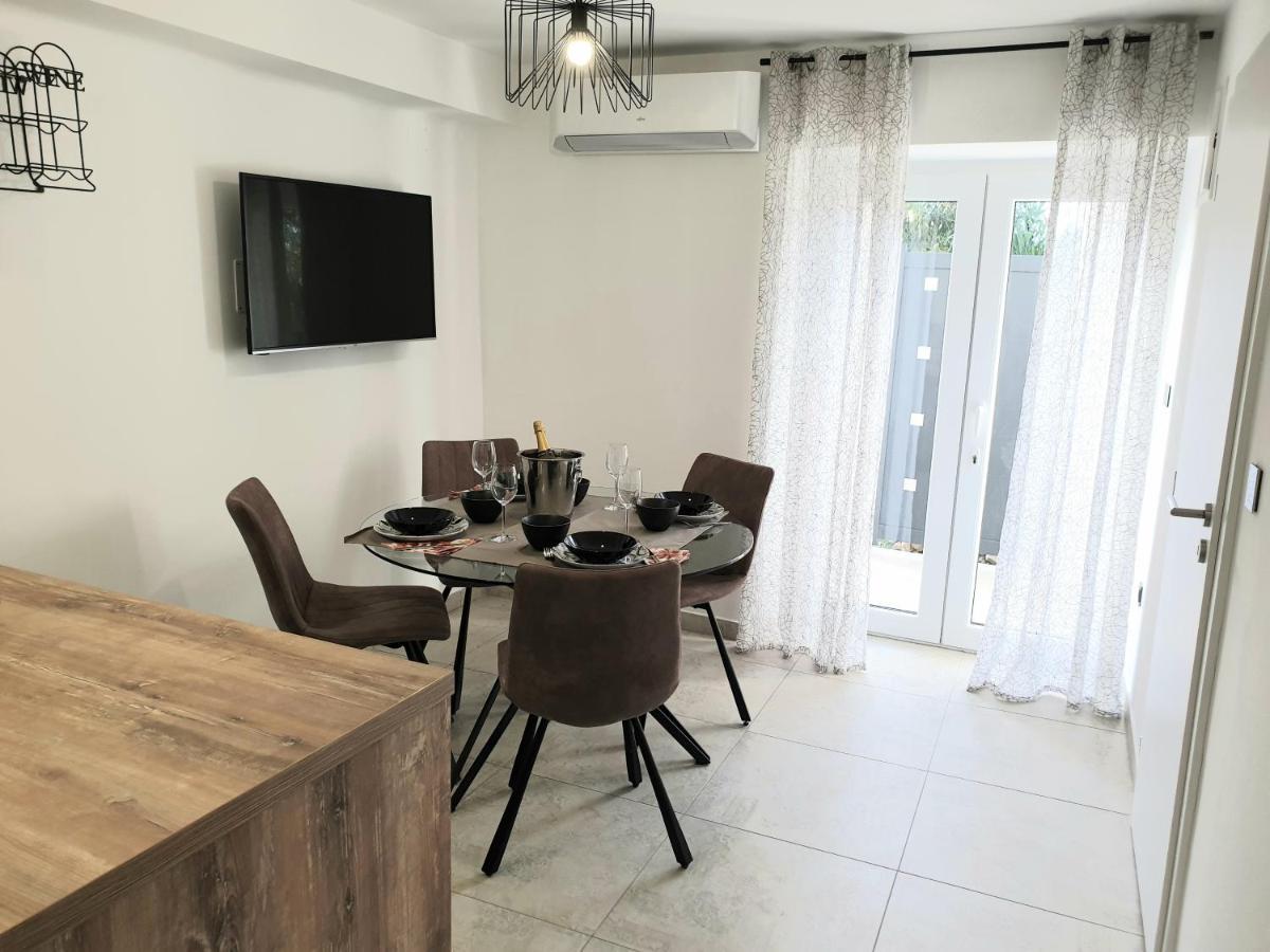 Appartement Castel à Mali Lošinj Extérieur photo