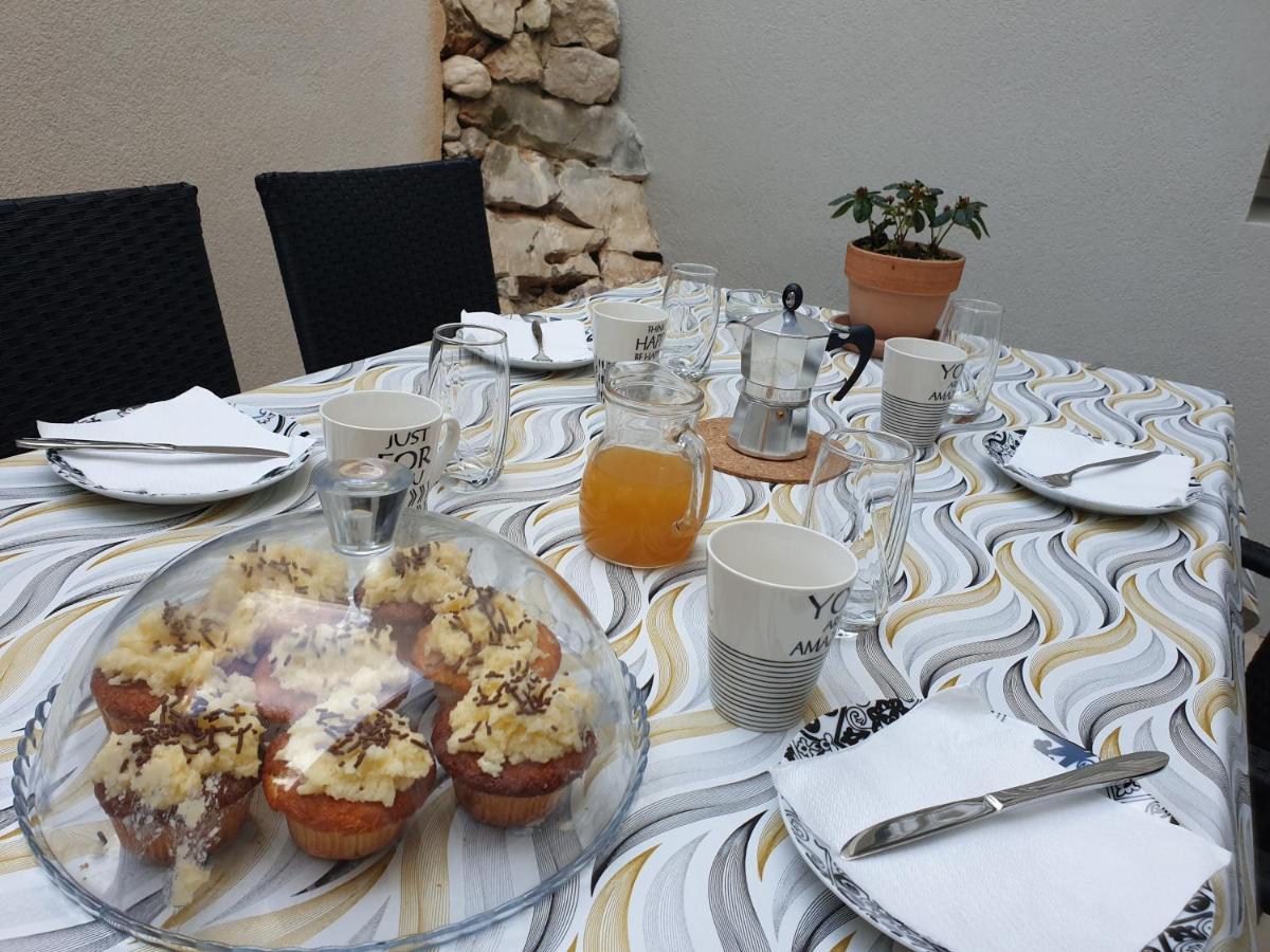 Appartement Castel à Mali Lošinj Extérieur photo