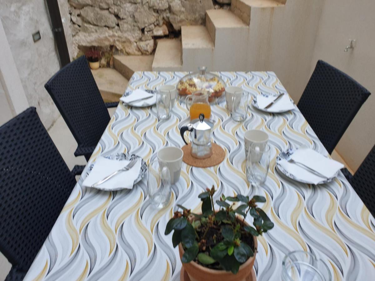 Appartement Castel à Mali Lošinj Extérieur photo