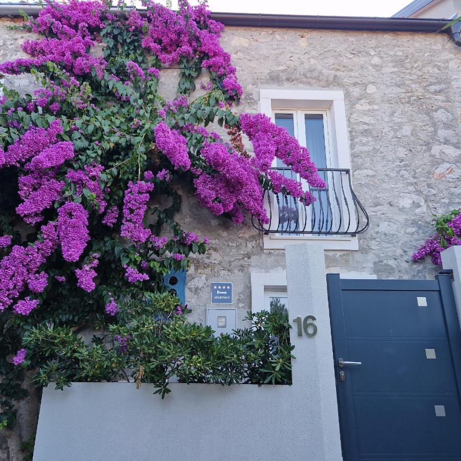 Appartement Castel à Mali Lošinj Extérieur photo